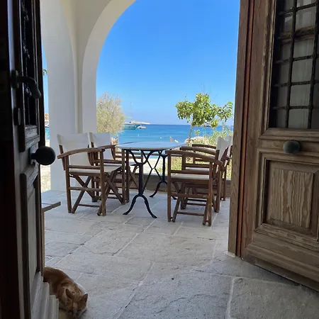 Hotel Aeolos Karavostasis (Folegandros)